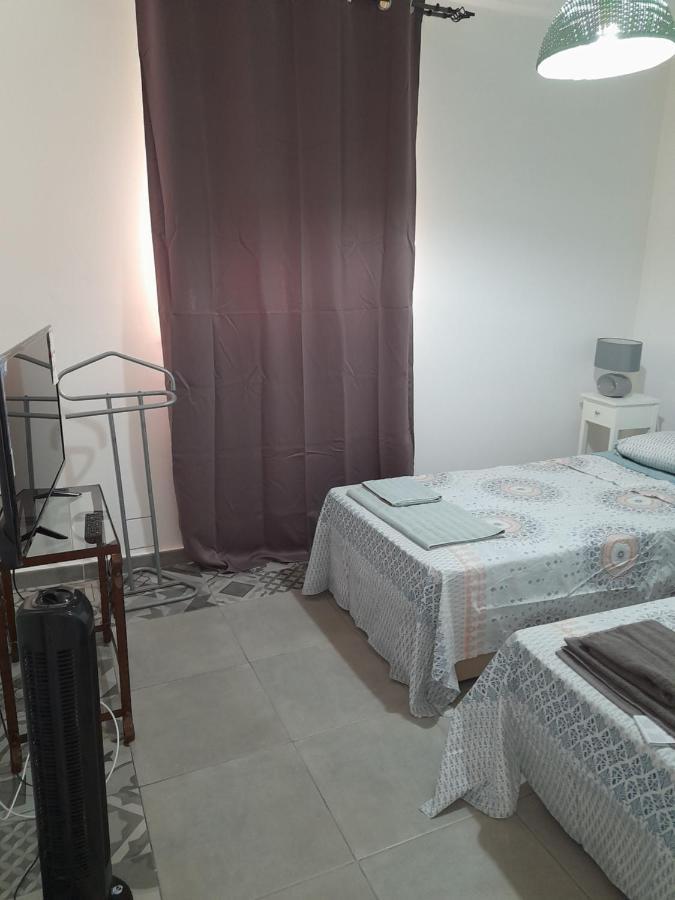 Tropicana One Bedroom Flat T1 In Albufeira Gale Close To 8 Beaches Eksteriør bilde