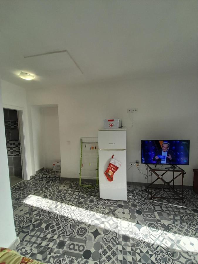 Tropicana One Bedroom Flat T1 In Albufeira Gale Close To 8 Beaches Eksteriør bilde
